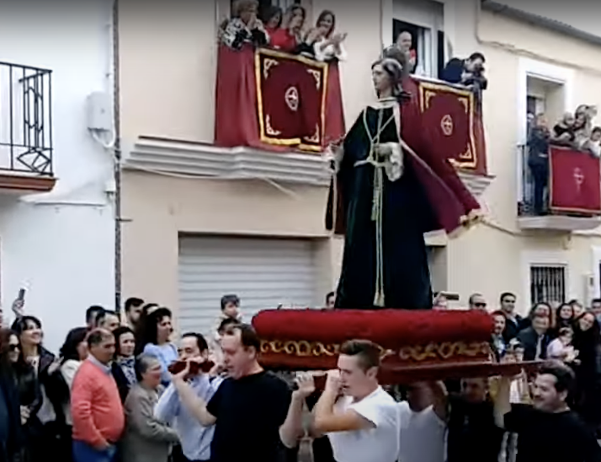 Las 'carreritas' de San Juan en el día de la Resurrección 
