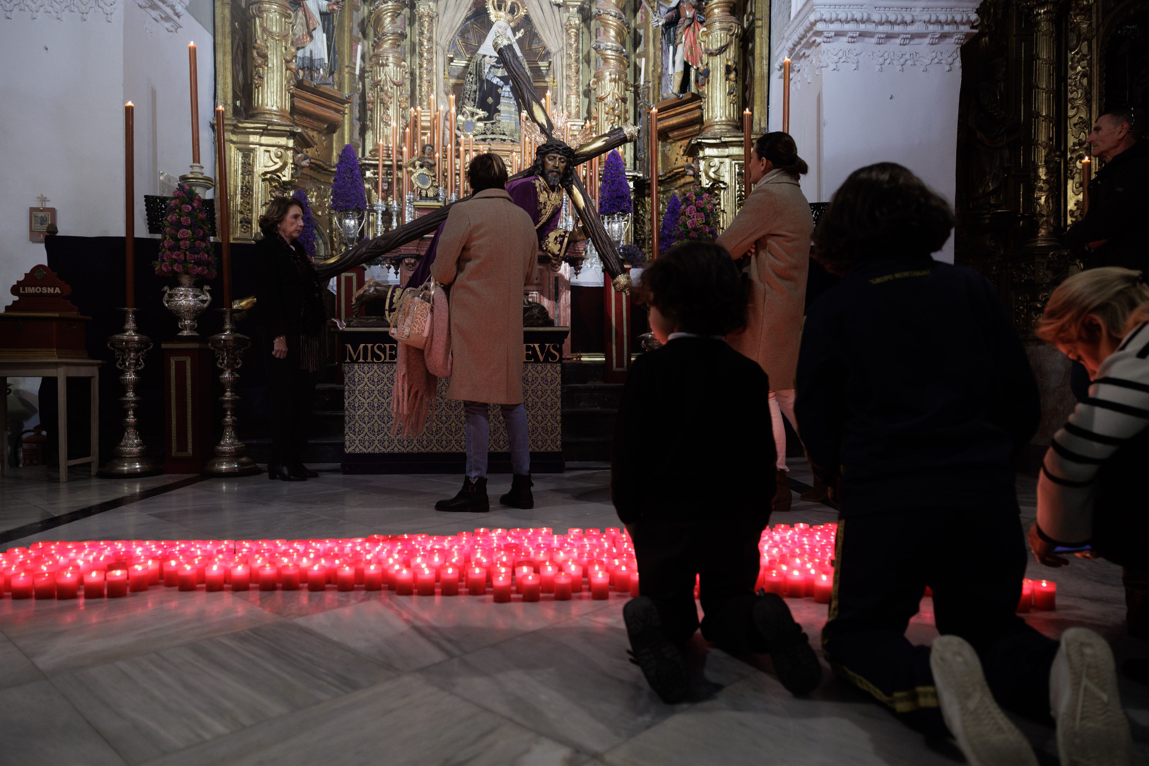 Primer viernes de marzo de veneraciones y solidaridad con los mayores.