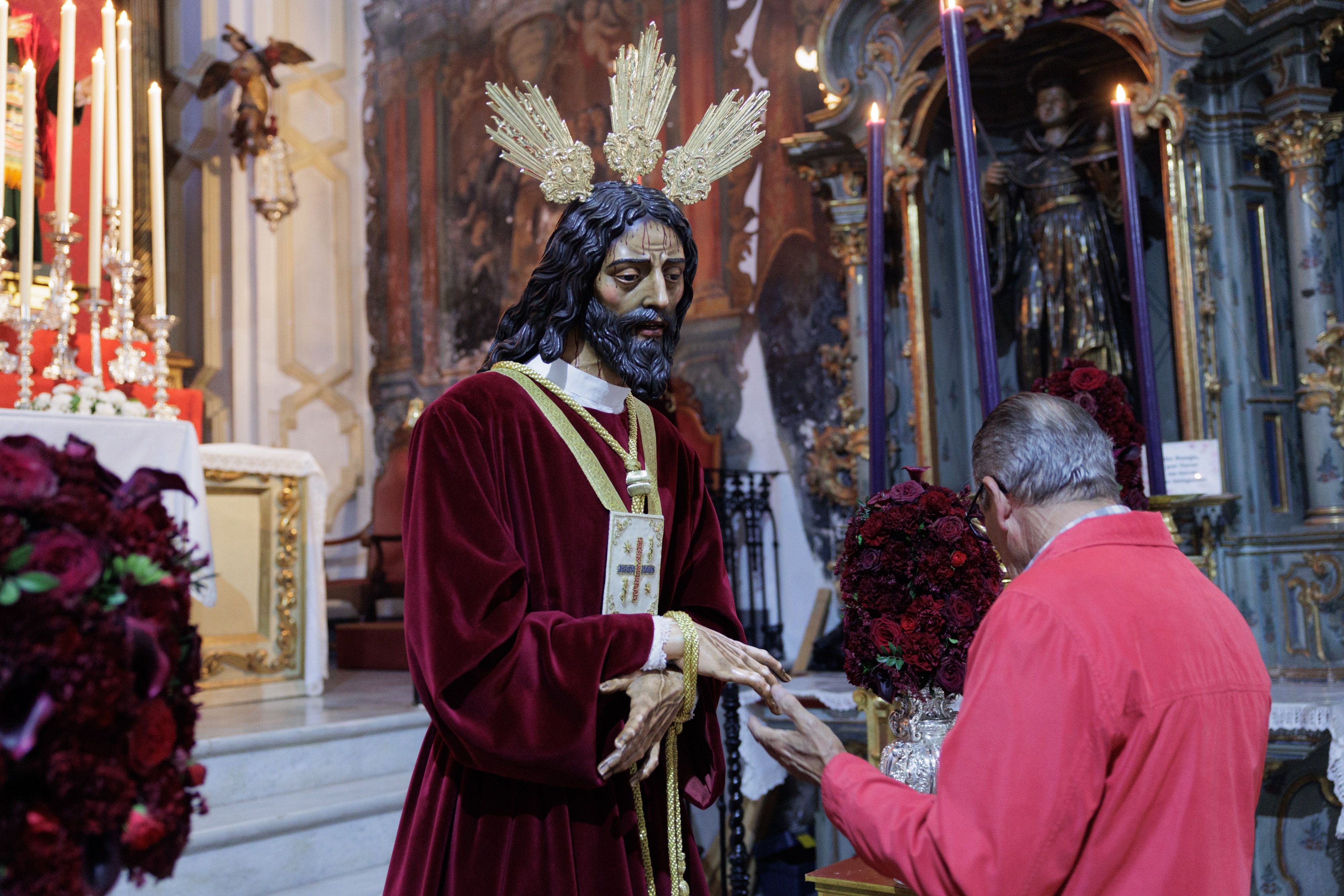 Primer viernes de marzo de veneraciones y solidaridad con los mayores.