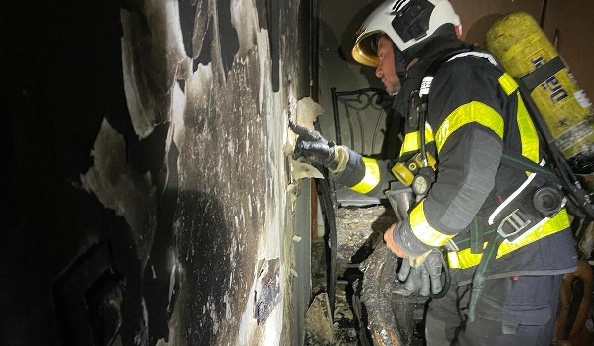 El estado de la vivienda tras el incendio en la zona Sur de Jerez, en una imagen del Consorcio Provincial.