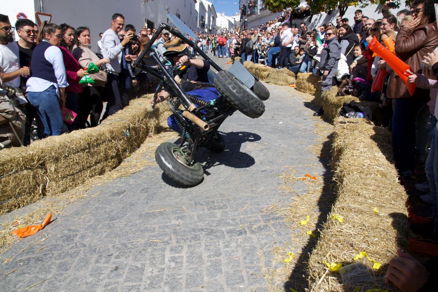 La carrera de los autos locos de Medina Sidonia, en imágenes.