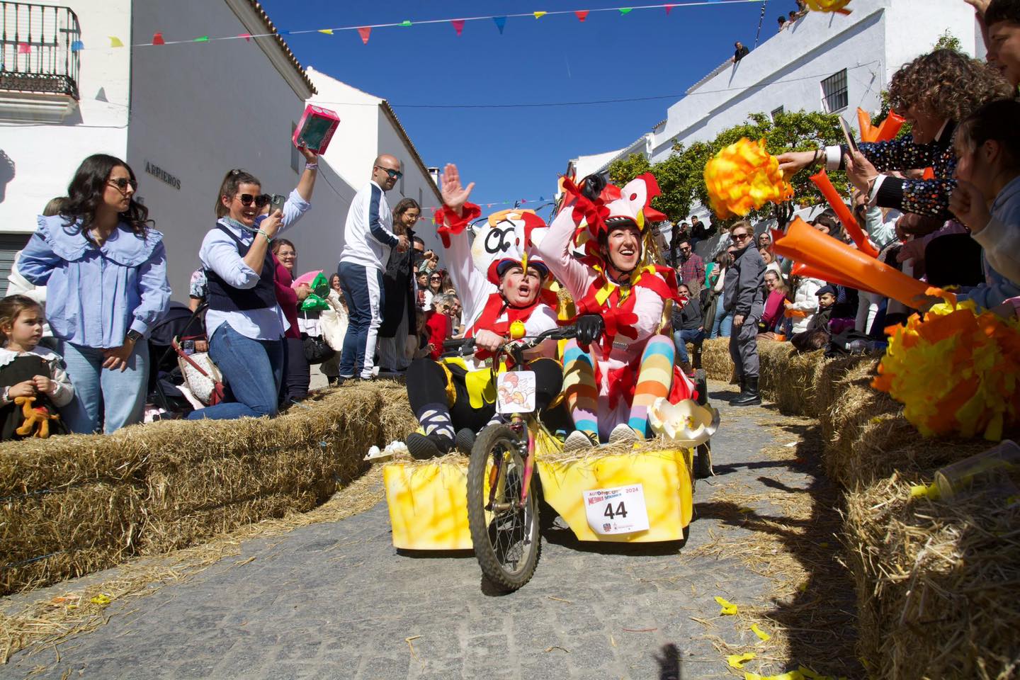 La carrera de los autos locos de Medina Sidonia, en imágenes.