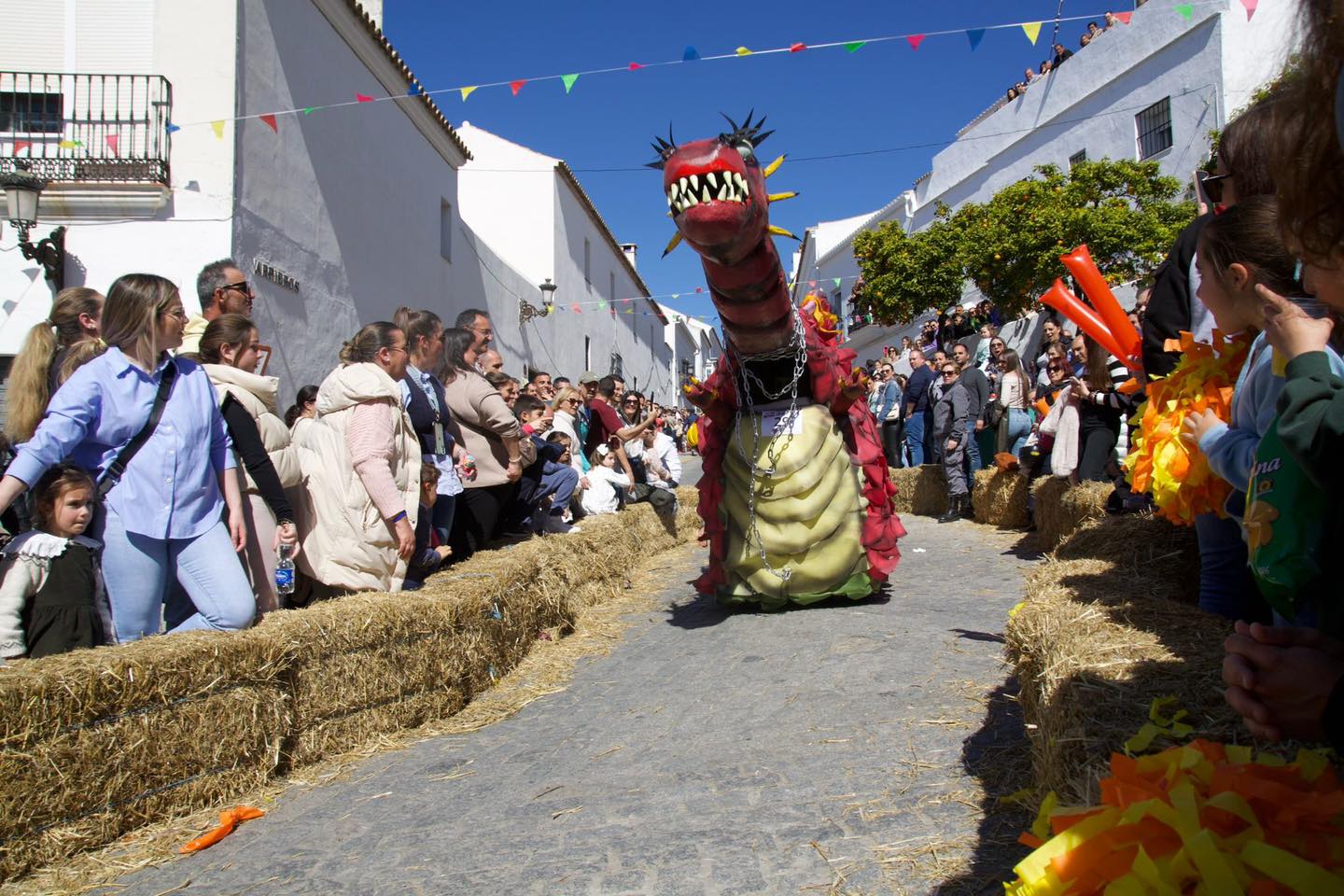 La carrera de los autos locos de Medina Sidonia, en imágenes.