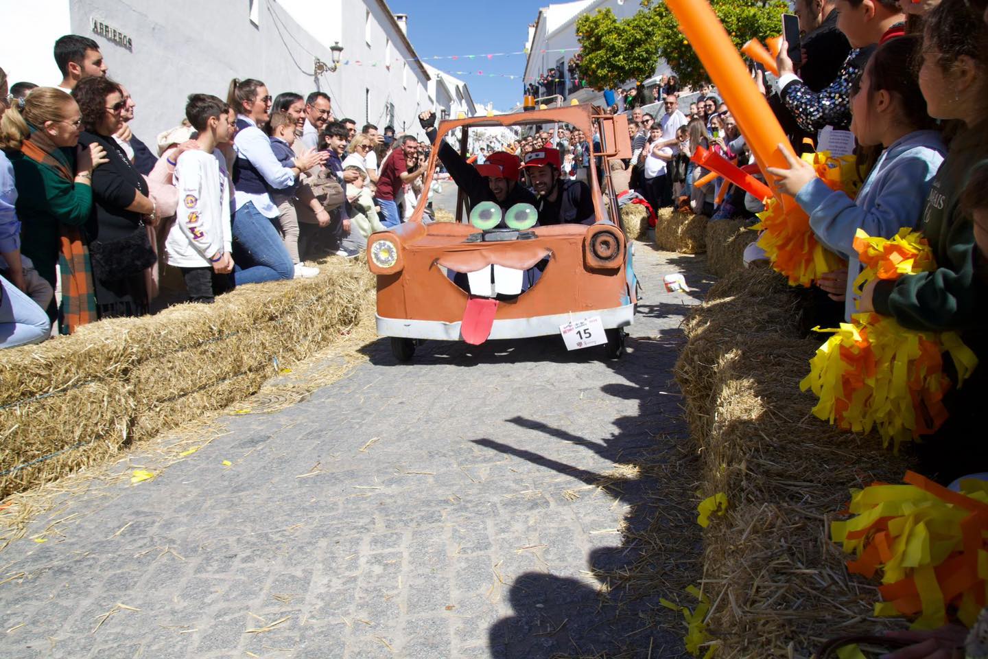 La carrera de los autos locos de Medina Sidonia, en imágenes.