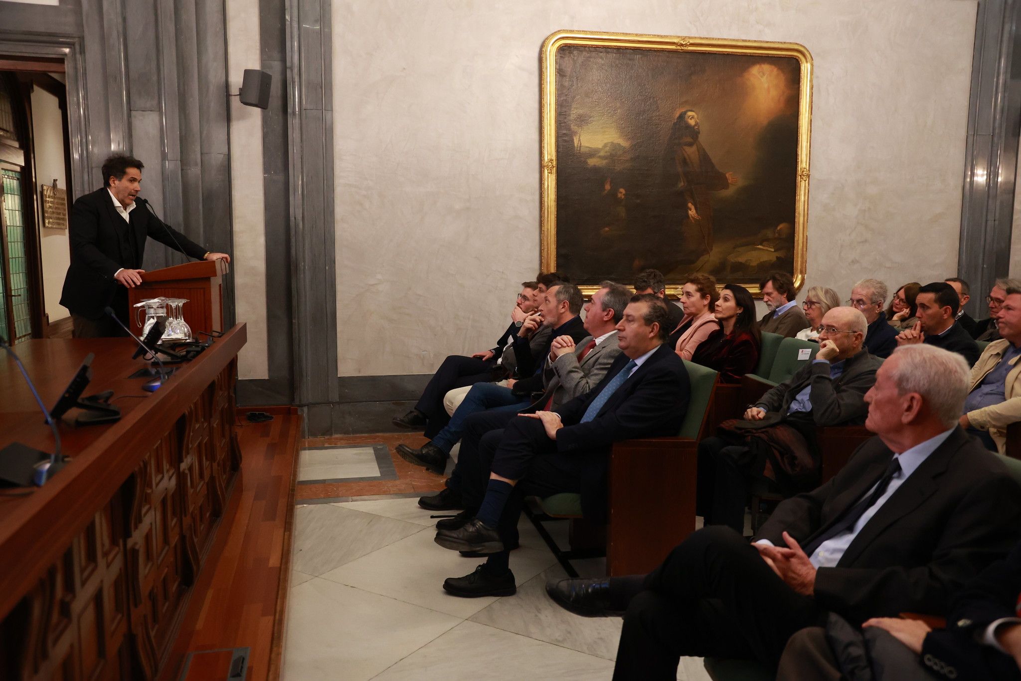 La inauguración de la exposición de Juliá sobre Escuredo, en imágenes.