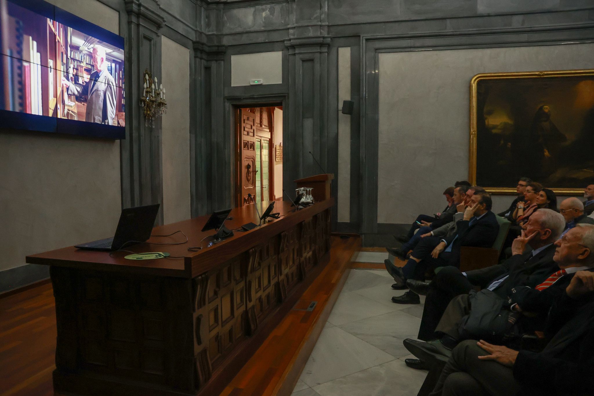 La inauguración de la exposición de Juliá sobre Escuredo, en imágenes.