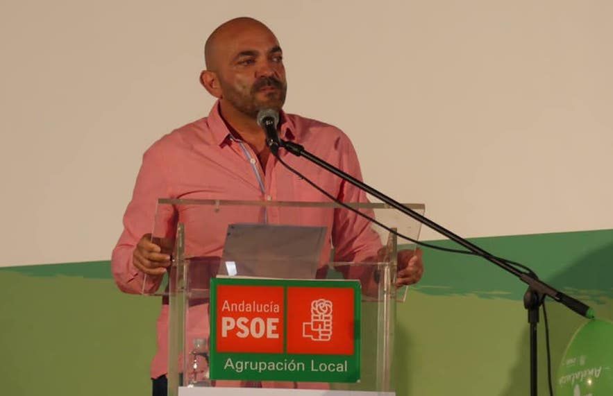Francisco Arcila, alcalde de Torrecera, en un acto de campaña.