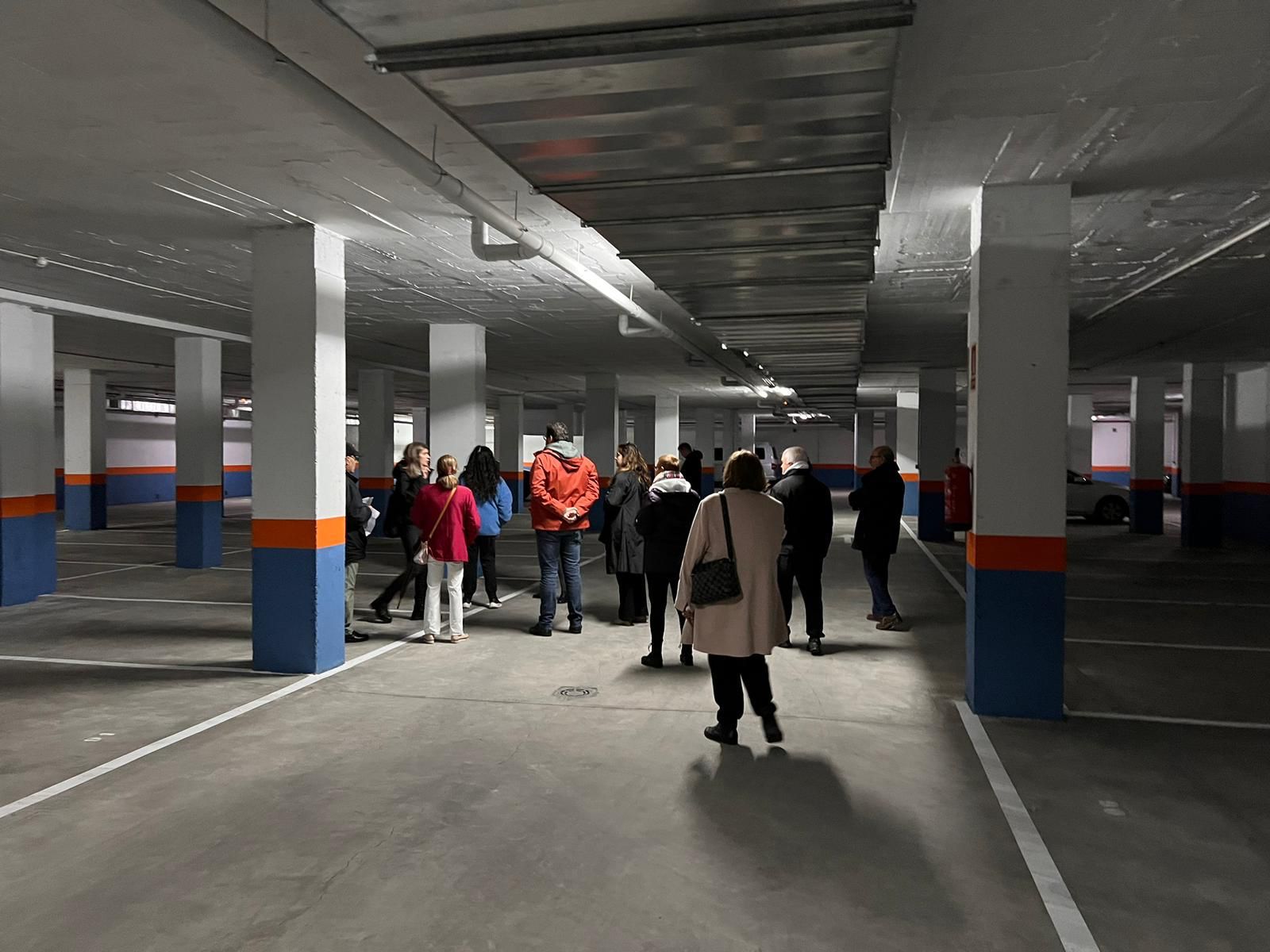 Suvipuerto pone a la venta directa plazas de aparcamiento en Menesteo y Cruces, para coches y motos.