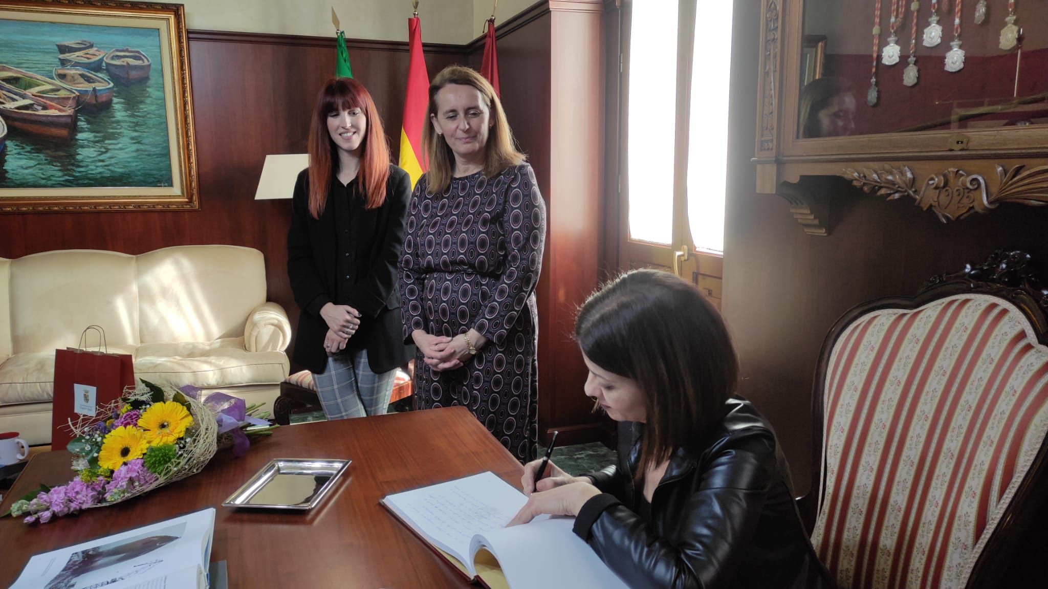 Visita de la ministra de Juventud e Infancia, Sira Rego, al Ayuntamiento de Puerto Real.