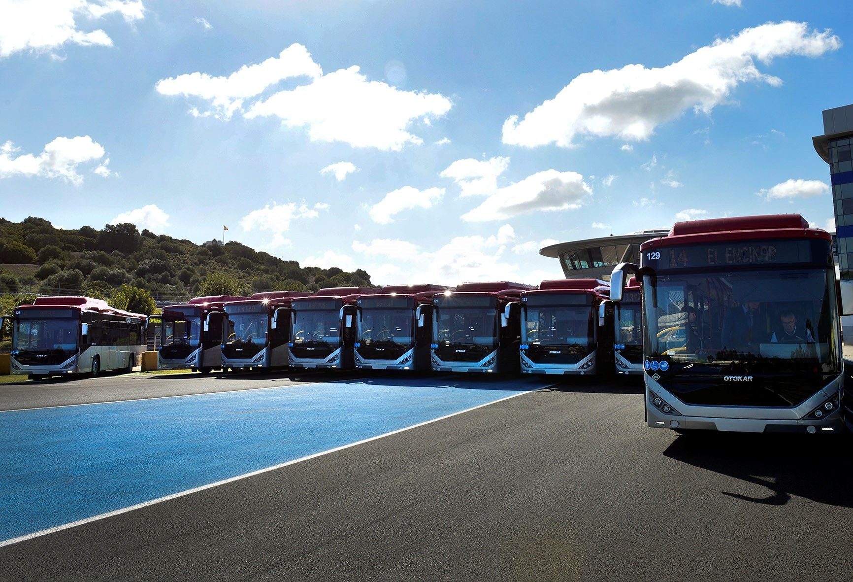 Presentación de los autobuses de Otokar en el Circuito de Jerez, en 2019.