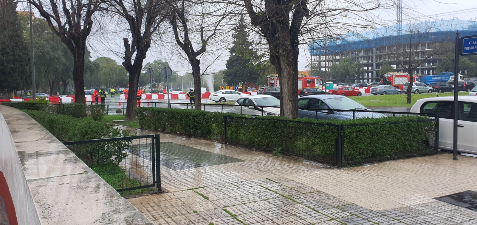 La zona, acordonada por el escape de gas.