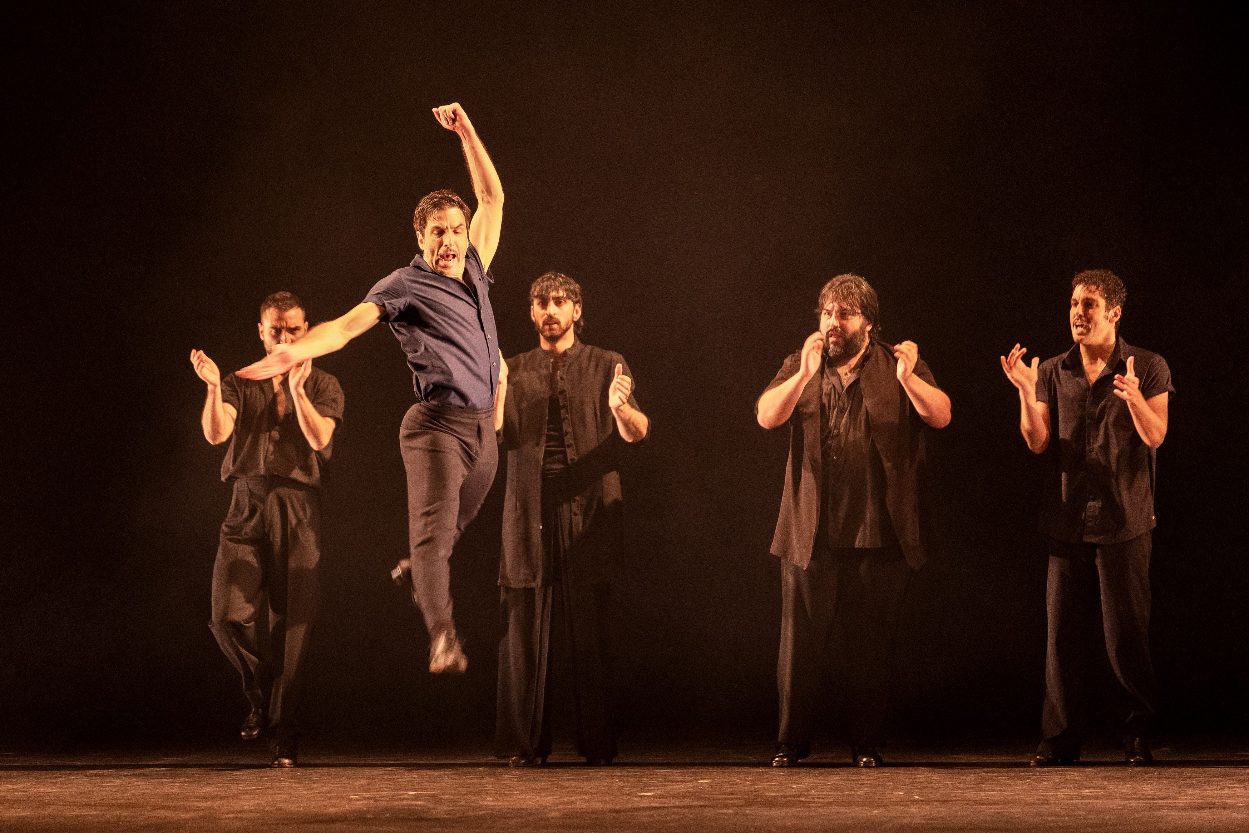 El espectáculo 'La Confluencia' de la compañía de Estévez/Paños, en el 28 Festival de Jerez