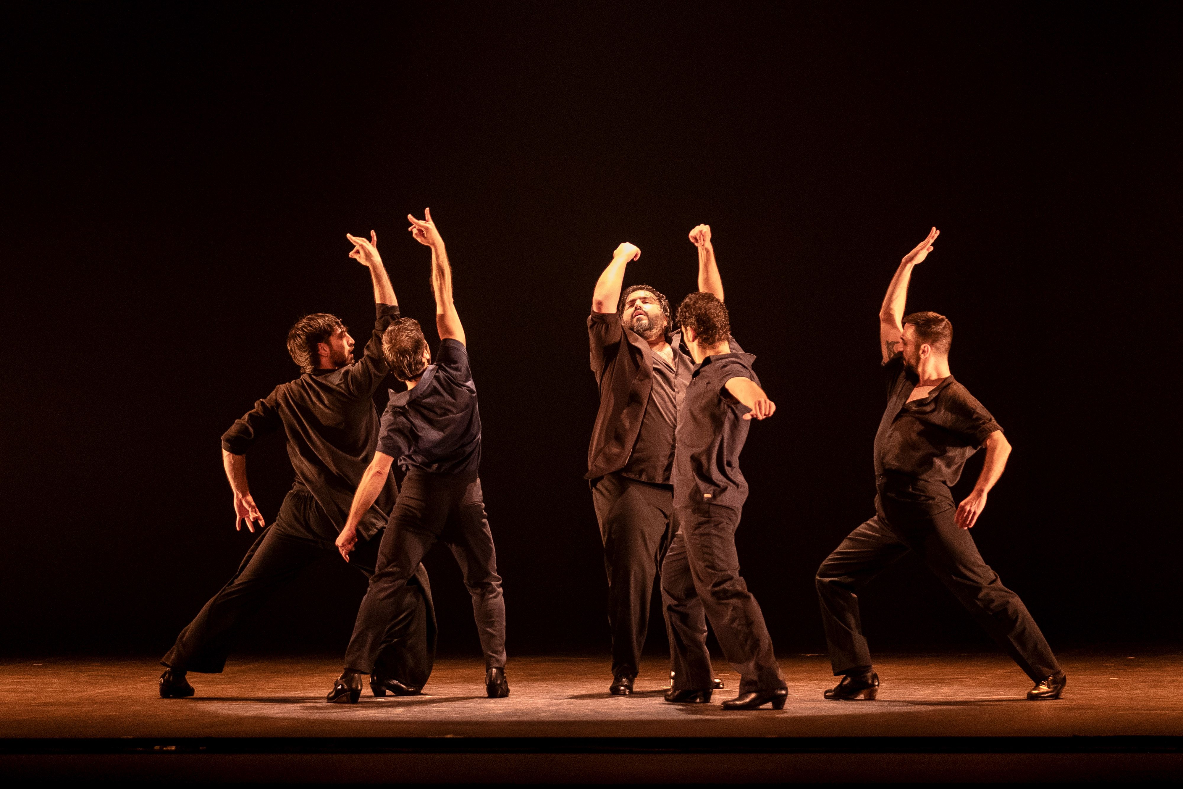 El espectáculo 'La Confluencia' de la compañía de Estévez/Paños, en el 28 Festival de Jerez