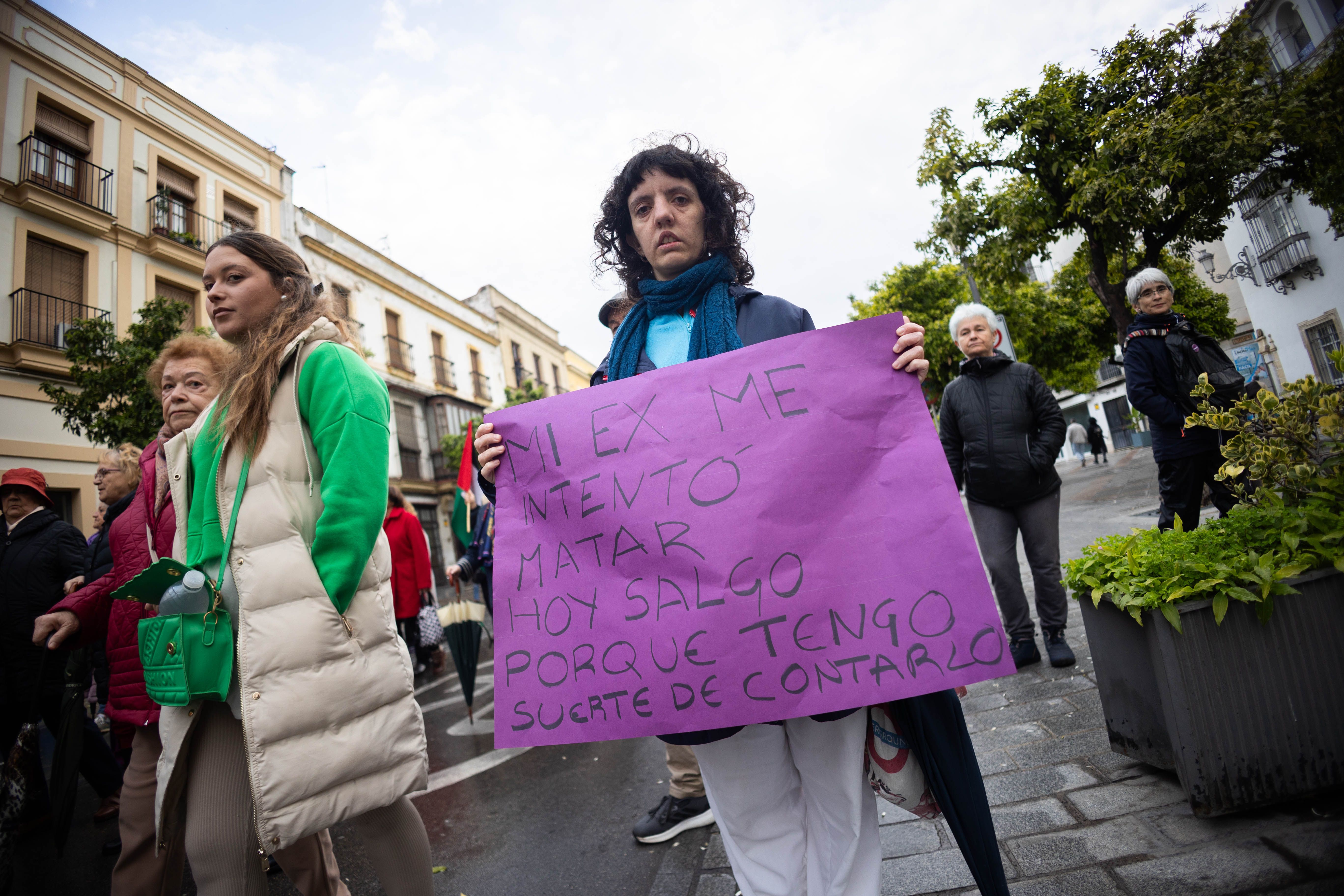 Así ha sido la marcha por el 8M en Jerez