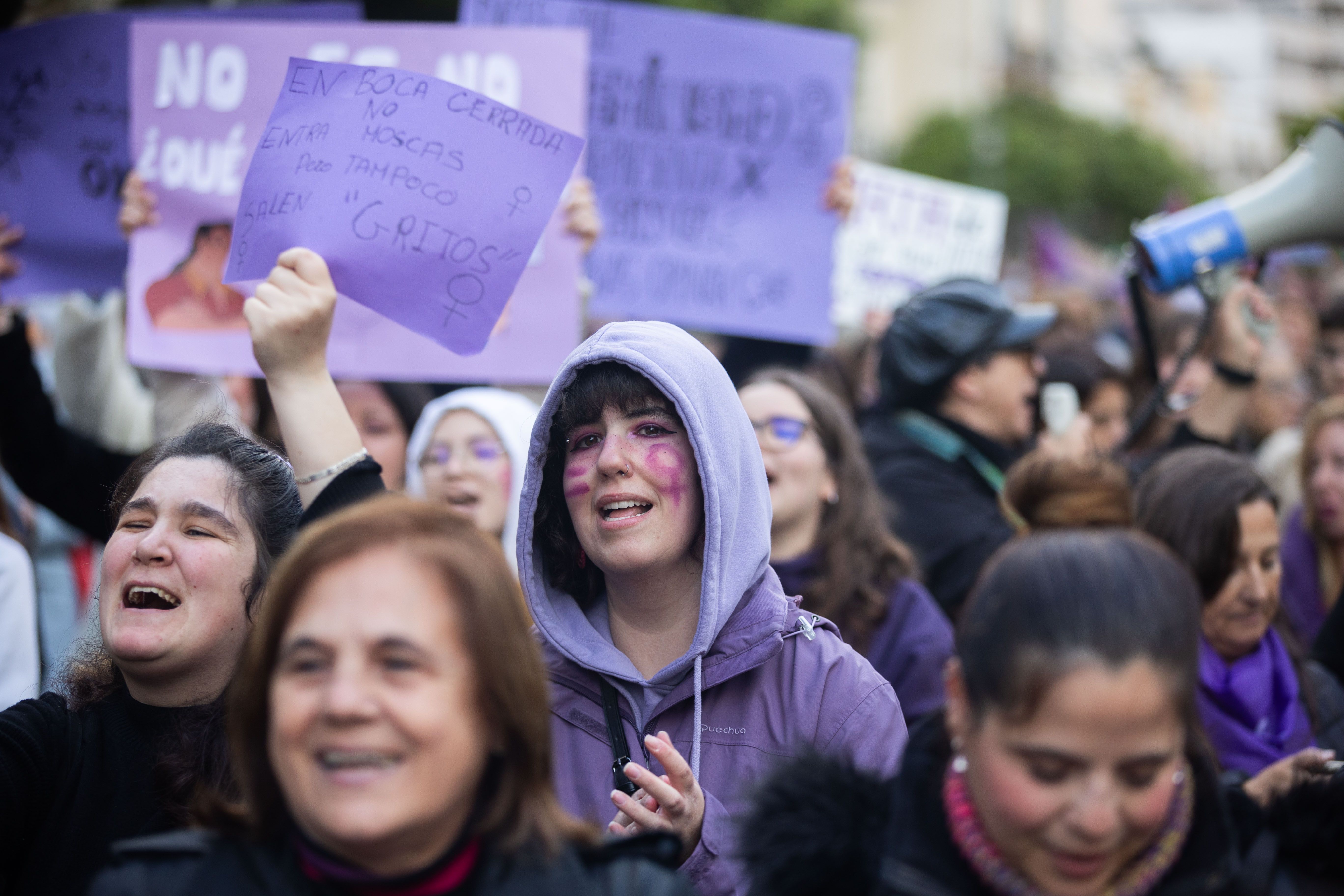 Así ha sido la marcha por el 8M en Jerez