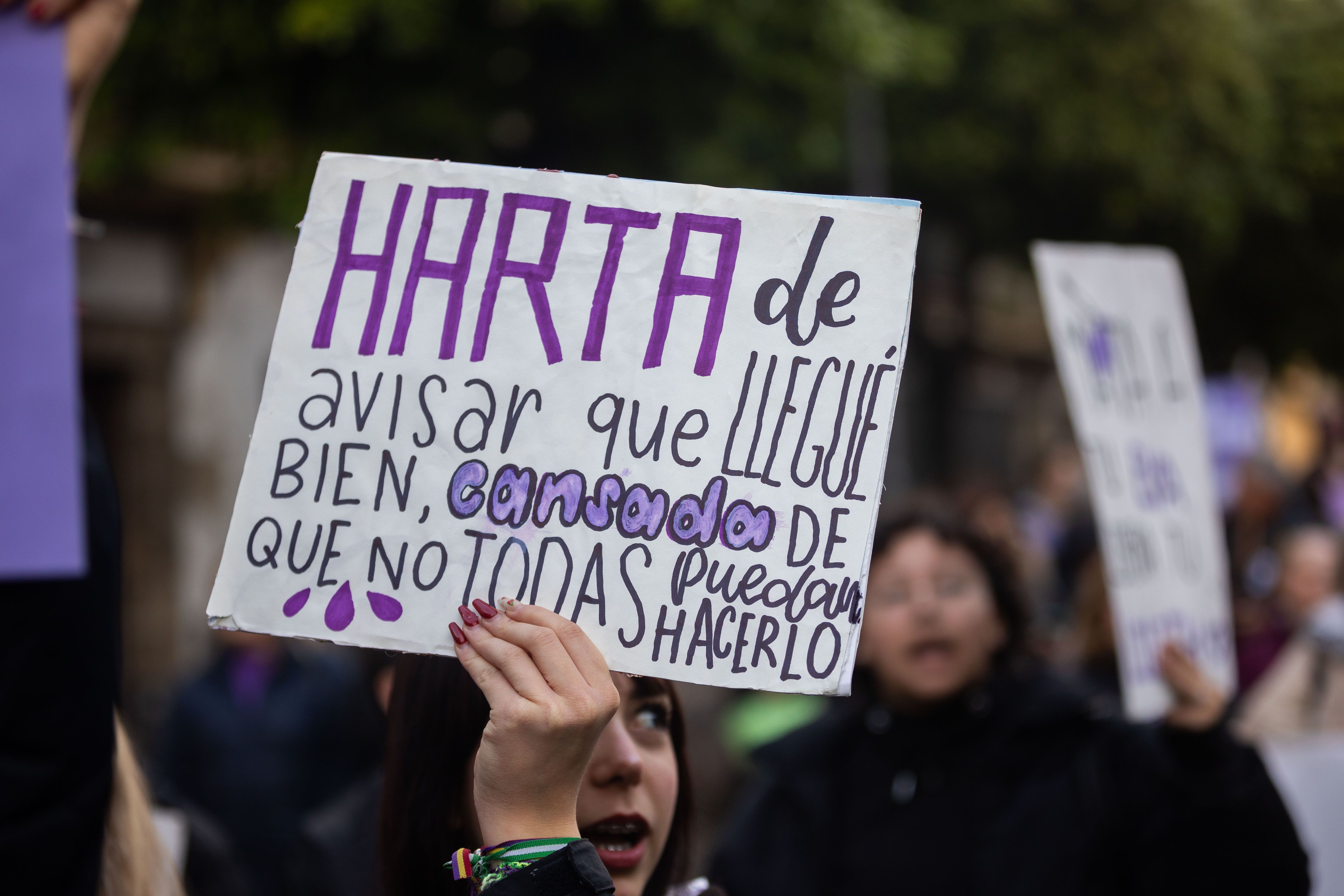 Así ha sido la marcha por el 8M en Jerez