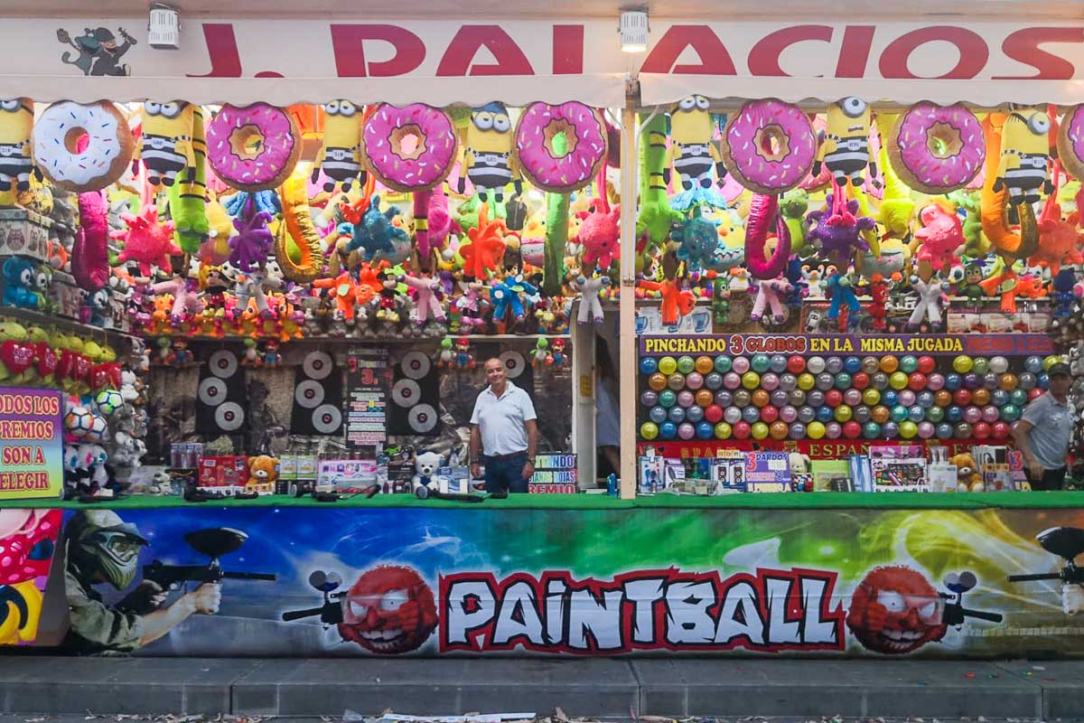 Juan Palacios, en su puesto de feria, en una imagen de archivo.