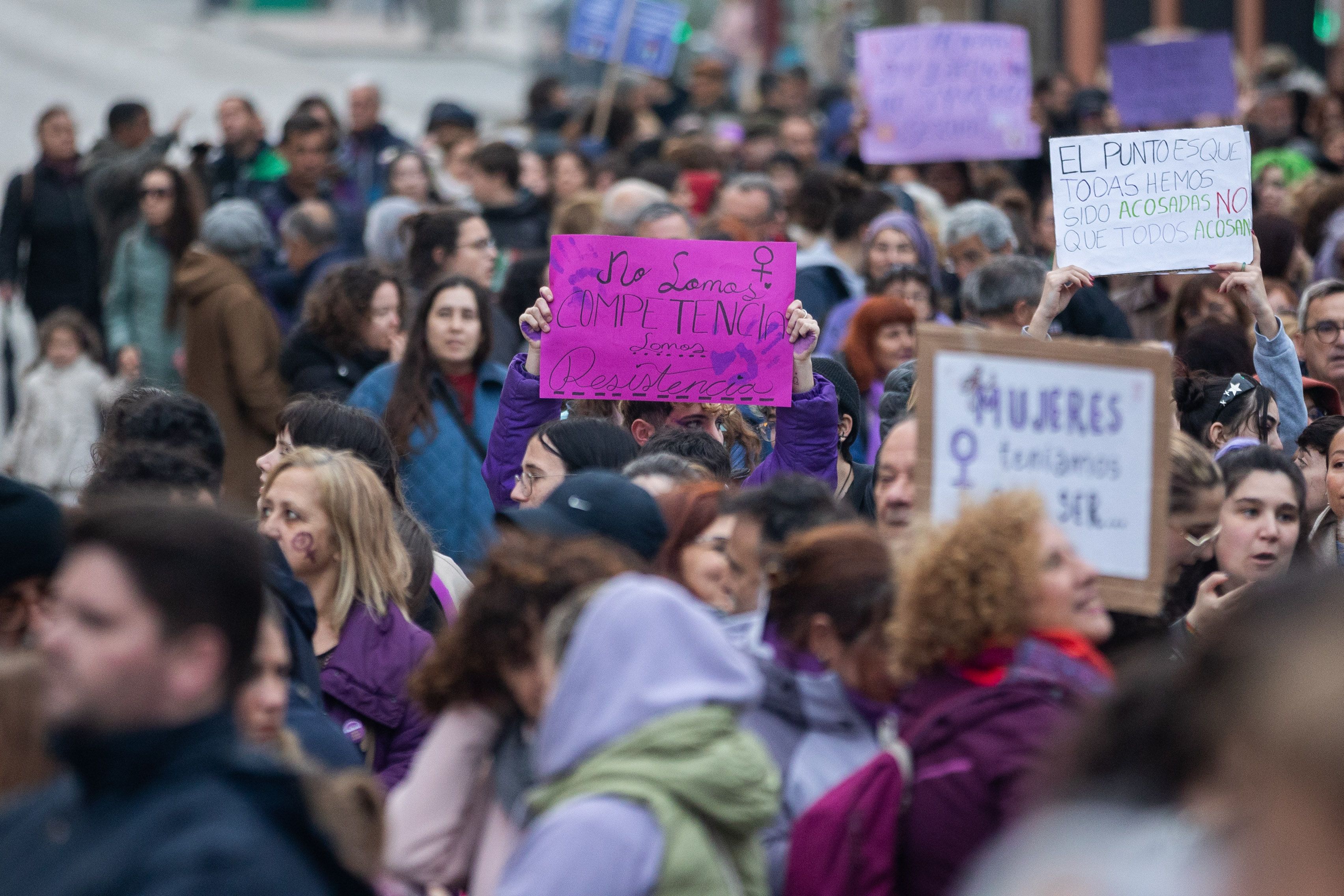 Así ha sido la marcha por el 8M en Jerez