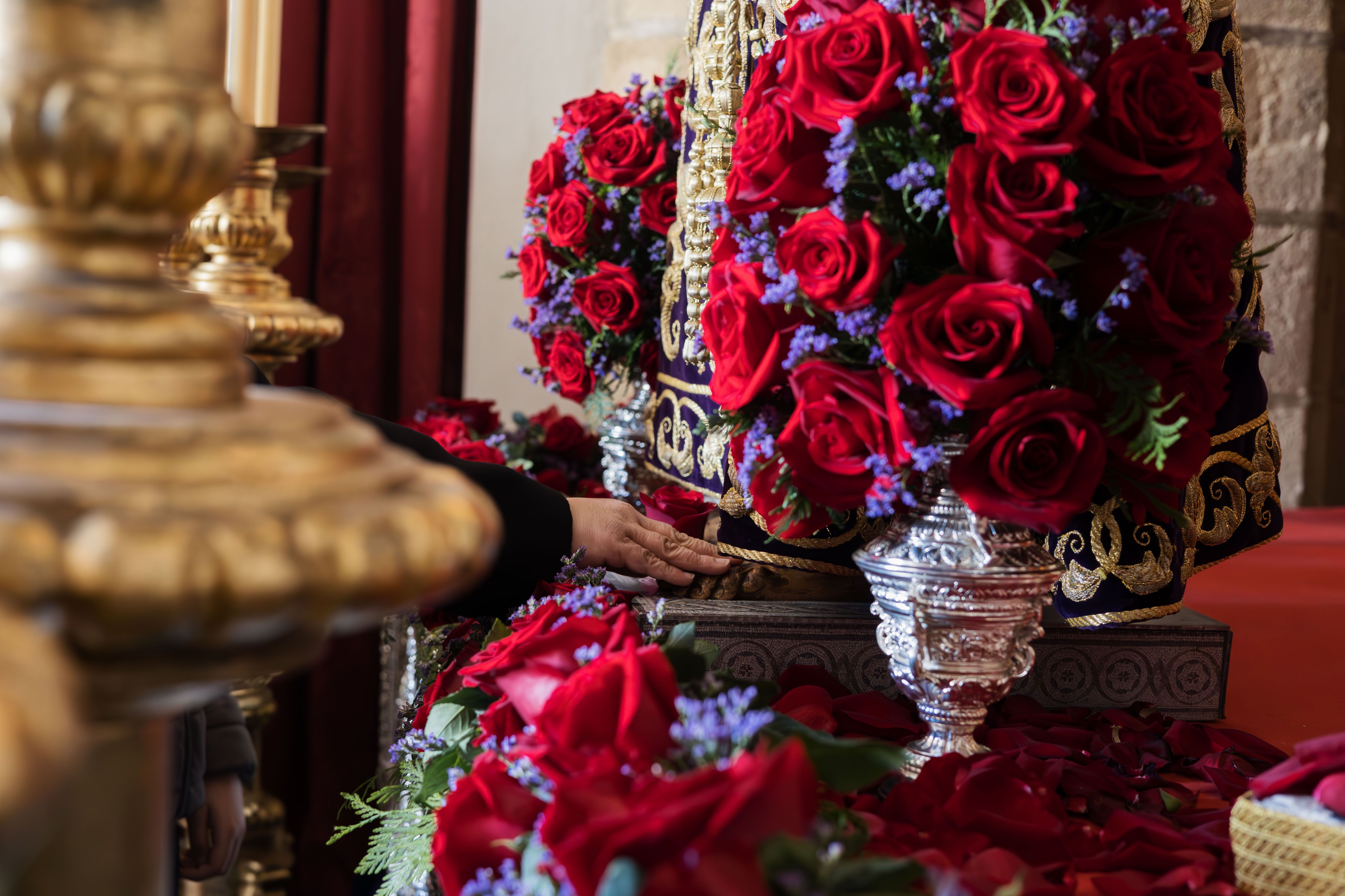 Besapiés de Nuestro Padre Jesús de La Sentencia y  Humildad 