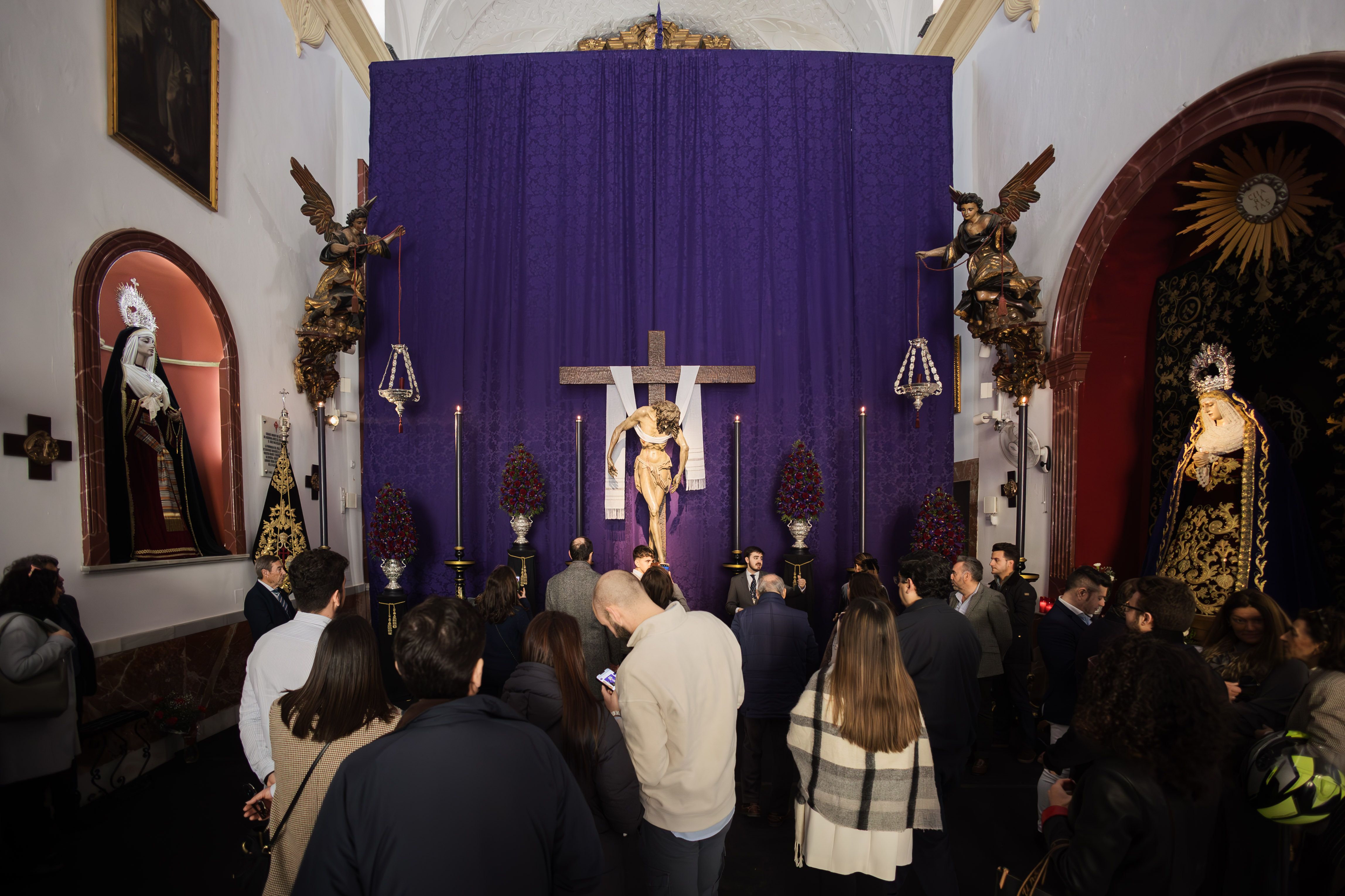 Besapiés del Sagrado Descendimiento de Nuestro Señor Jesucristo