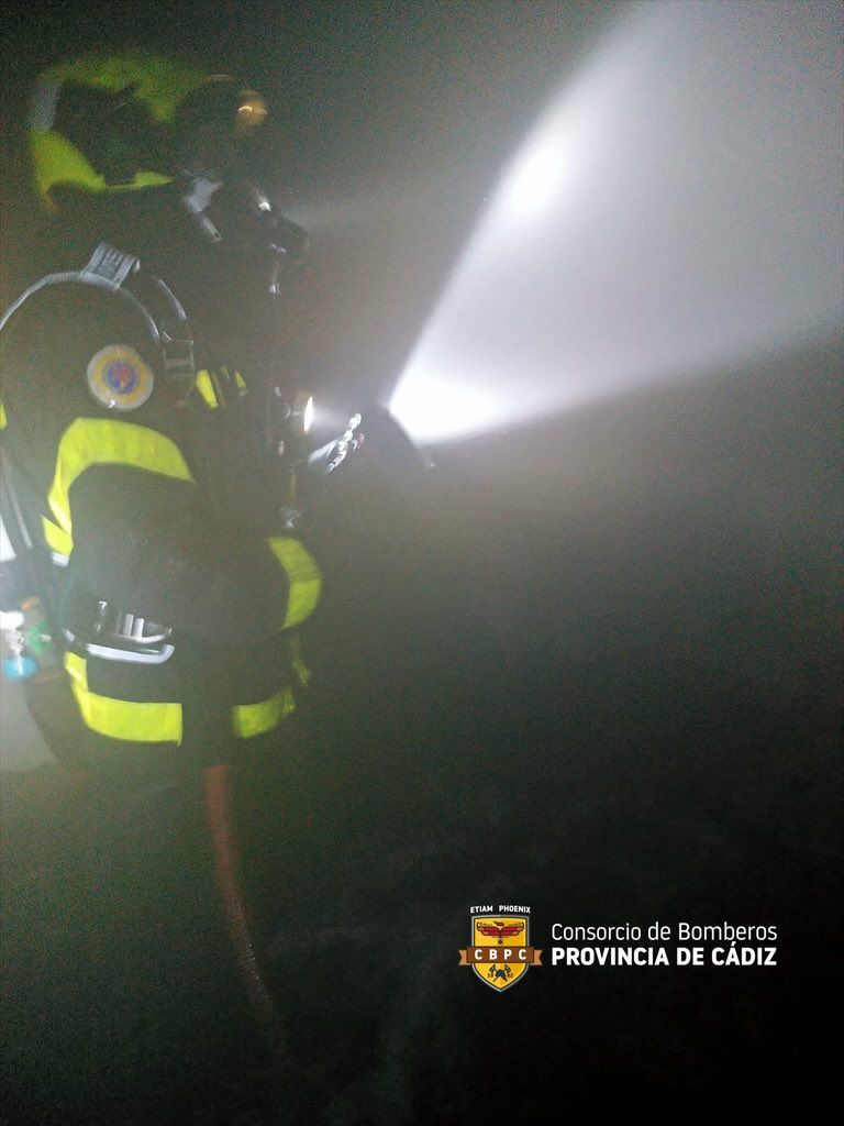 Imagen de la actuación de los bomberos.