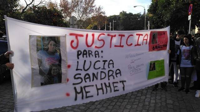Una protesta por la muerte de Sandra, su hija y Mehmet, en una imagen de archivo.