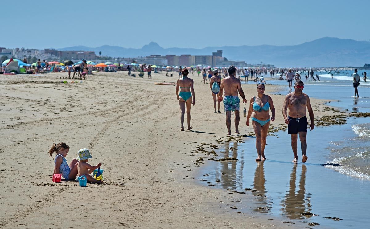 La playa de Los Lances, en Tarifa, en una imagen de archivo. FOTO: JOSÉ LUIS TIRADO (joseluistirado.es)