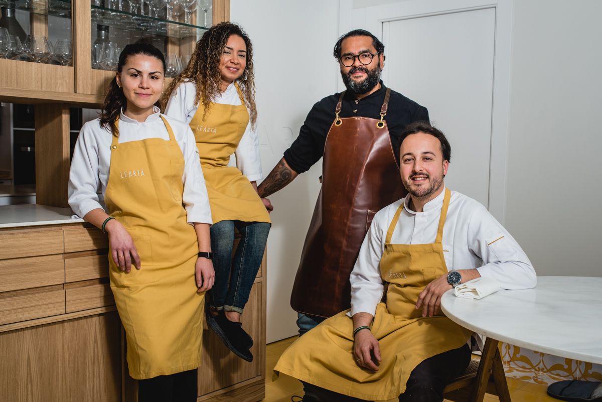Leartá está capitaneado por un equipo de cuatro personas que proceden del mundo de la alta gastronomía.