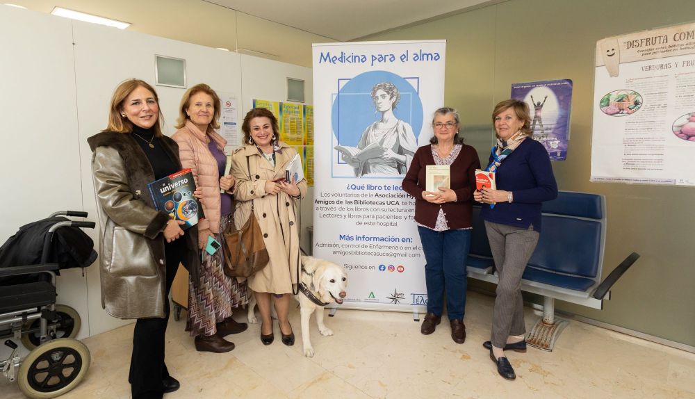 Las integrantes de la junta directiva de la asociación Hypatia, propulsora de 'Medicina para el alma'. 