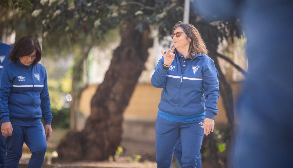 Para poder seguir compitiendo en deportes como la petanca, desde el Club Deportivo de Sordos de Jerez necesitan más recursos y apoyo de las instituciones. 