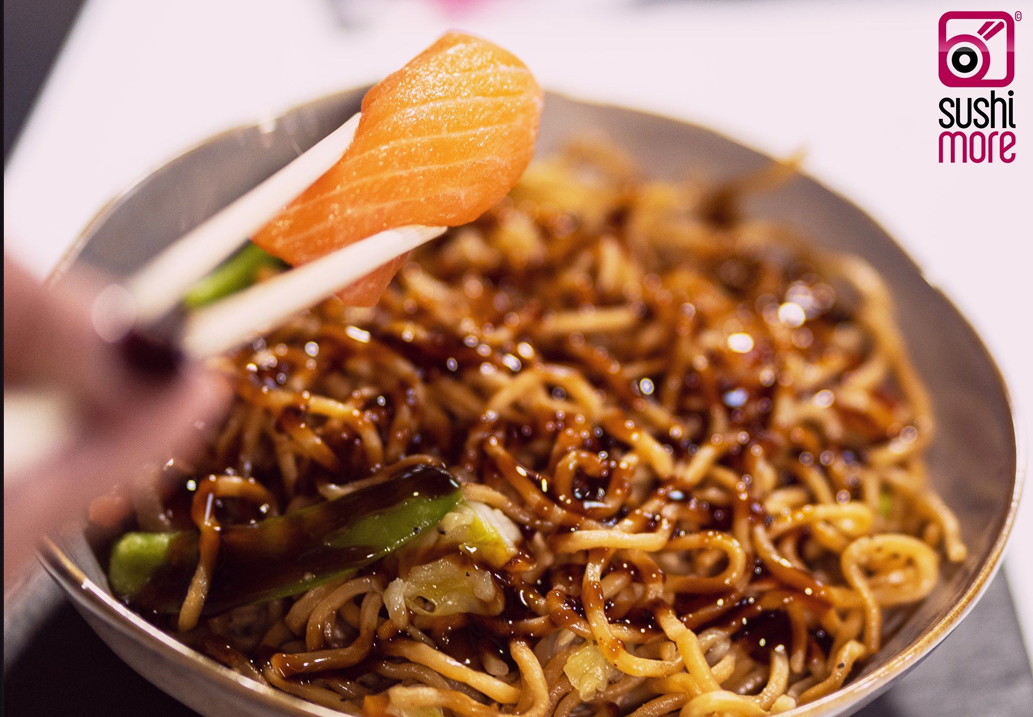 Uno de los platos de Sushimore.