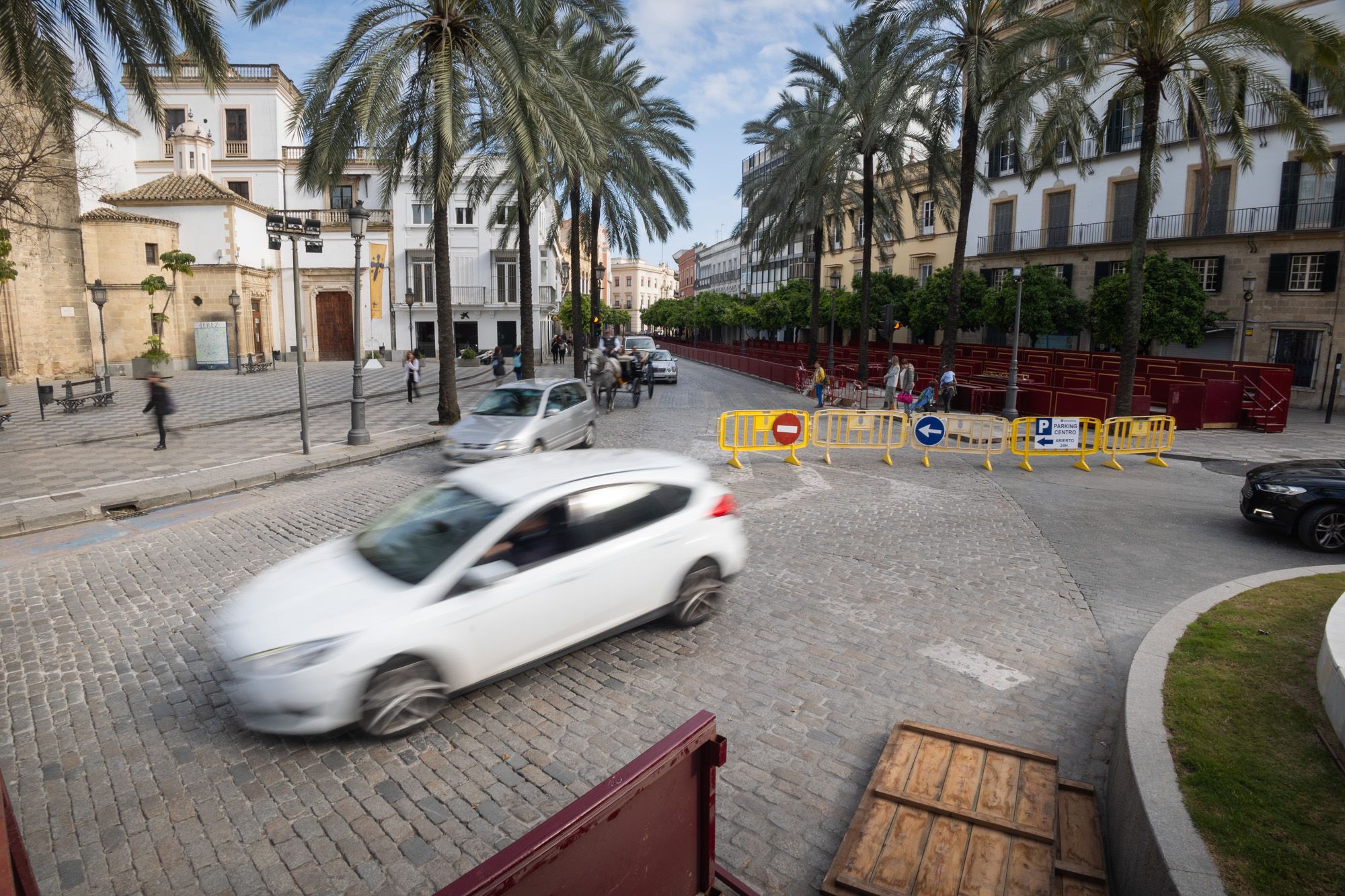 Los cortes de tráfico en el centro de Jerez por los palcos.