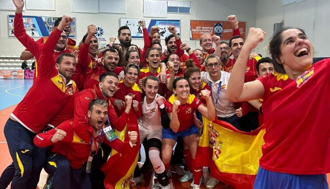 Integrantes de la selección española tras conquistar los Juegos Sordolímpios de Invierno.
