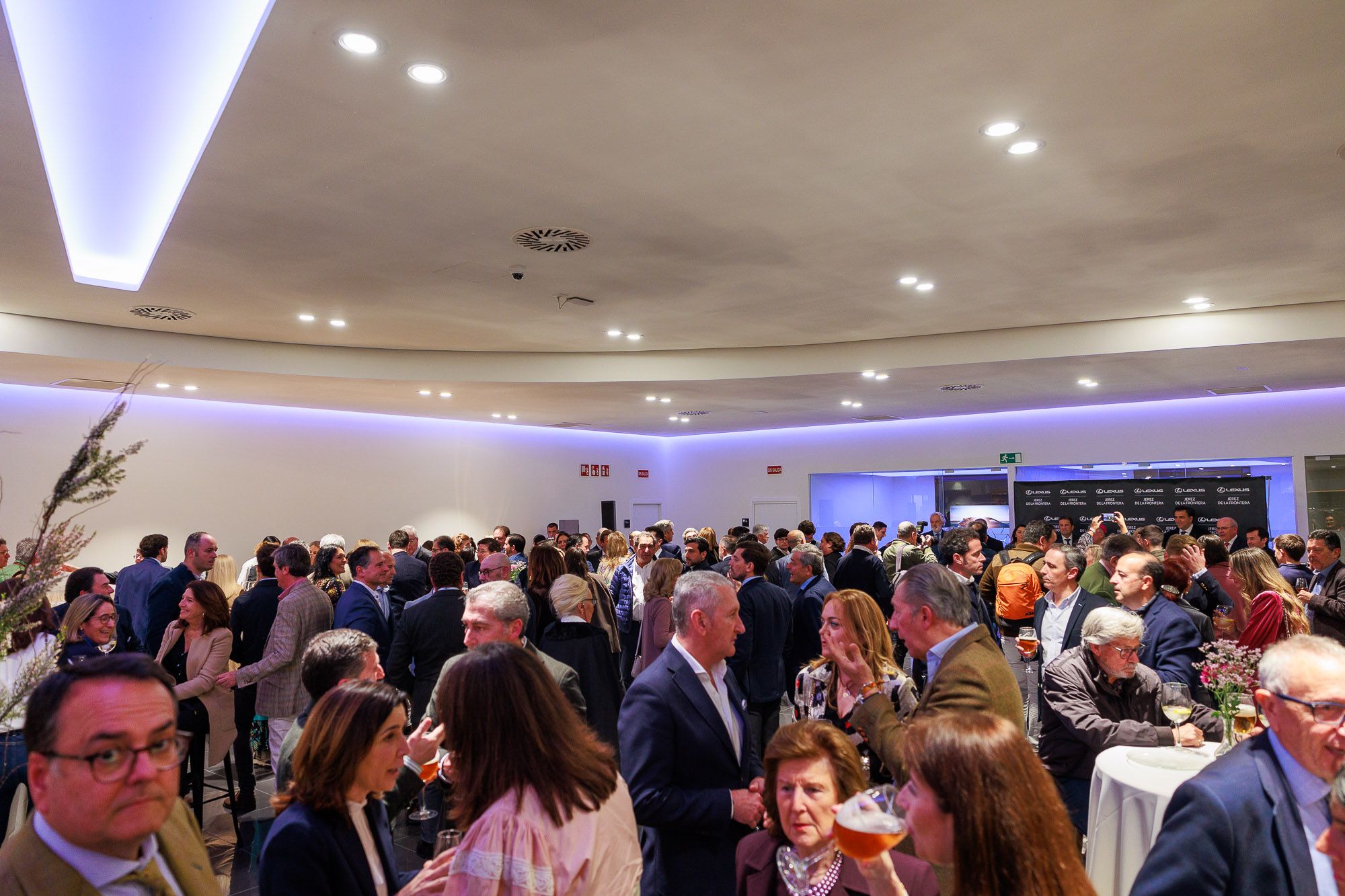 El acto de inauguración del concesionario de Lexus en Jerez, en imágenes.