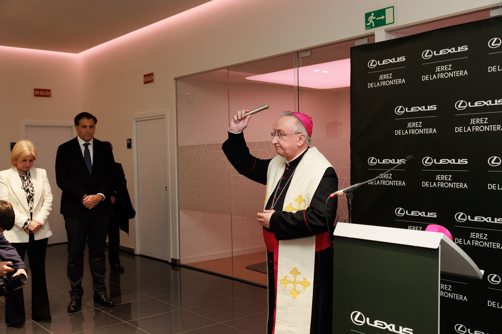 El acto de inauguración del concesionario de Lexus en Jerez, en imágenes.