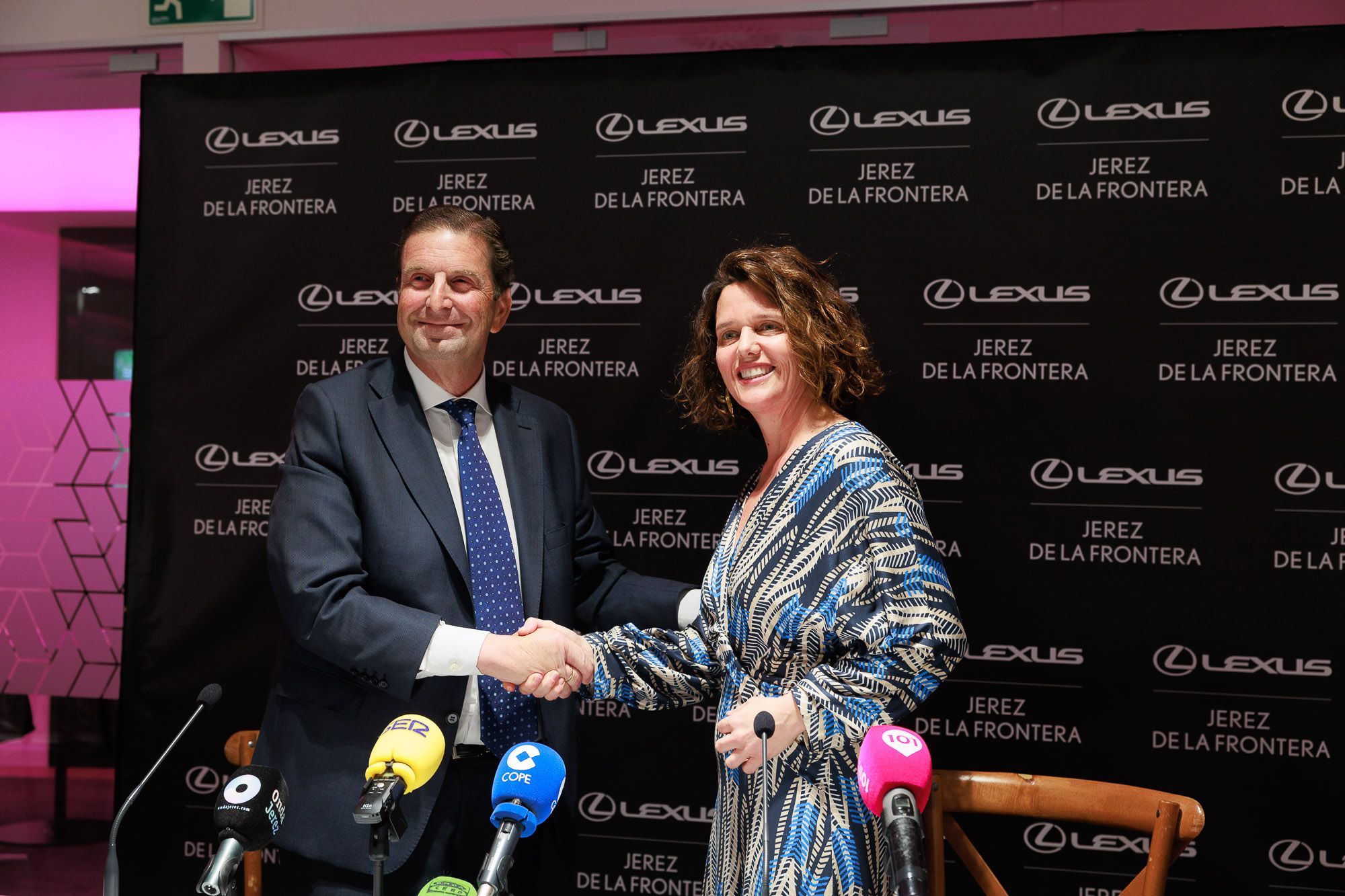 El acto de inauguración del concesionario de Lexus en Jerez, en imágenes.