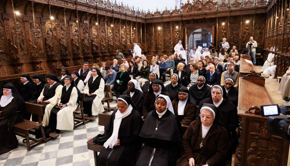 Se llenó la Iglesia de la Cartuja.