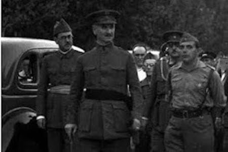 Castejón junto a Queipo de Llano.