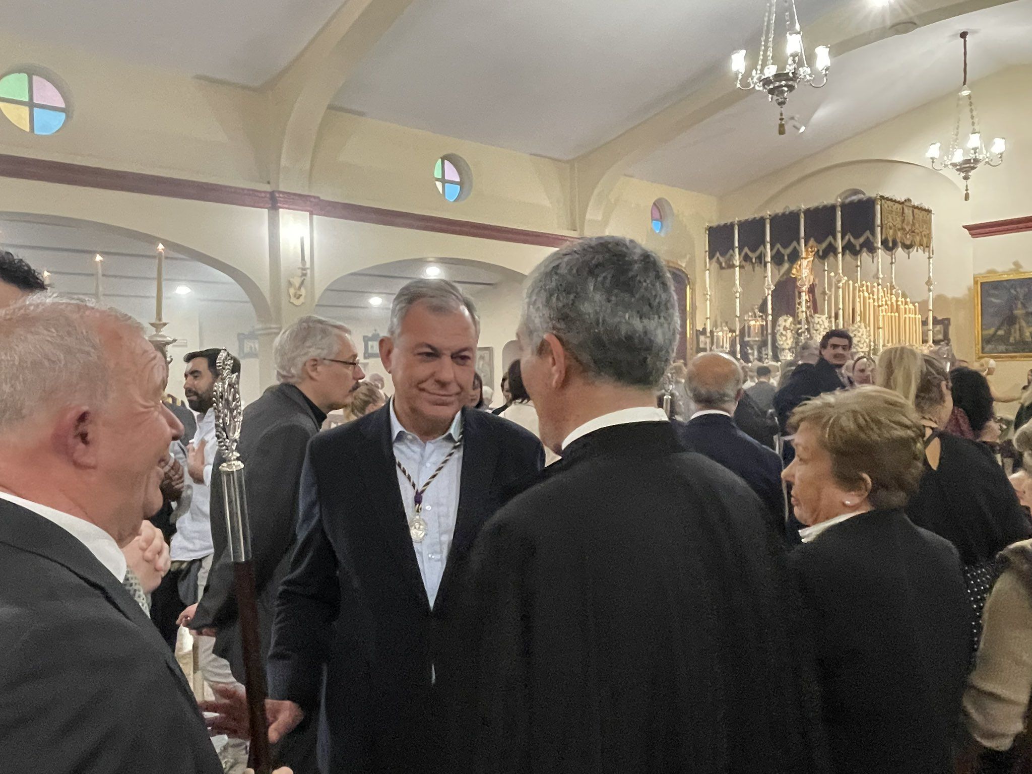 El alcalde de Sevilla, en un acto previo a la Semana Santa, días atrás.