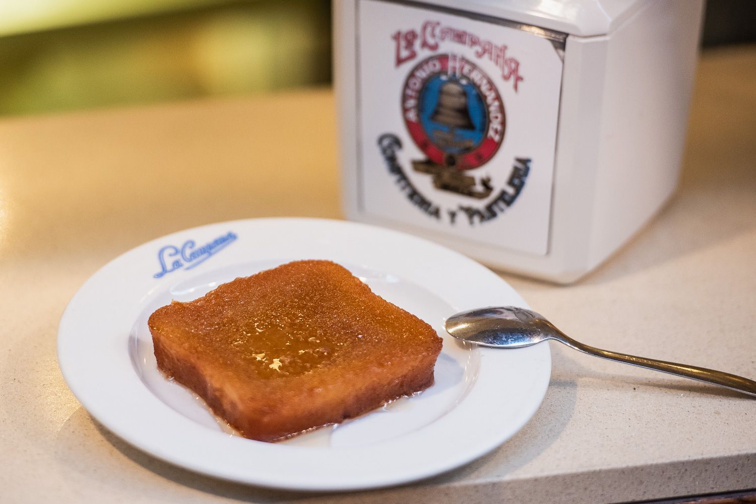 Una torrija en La Campana.