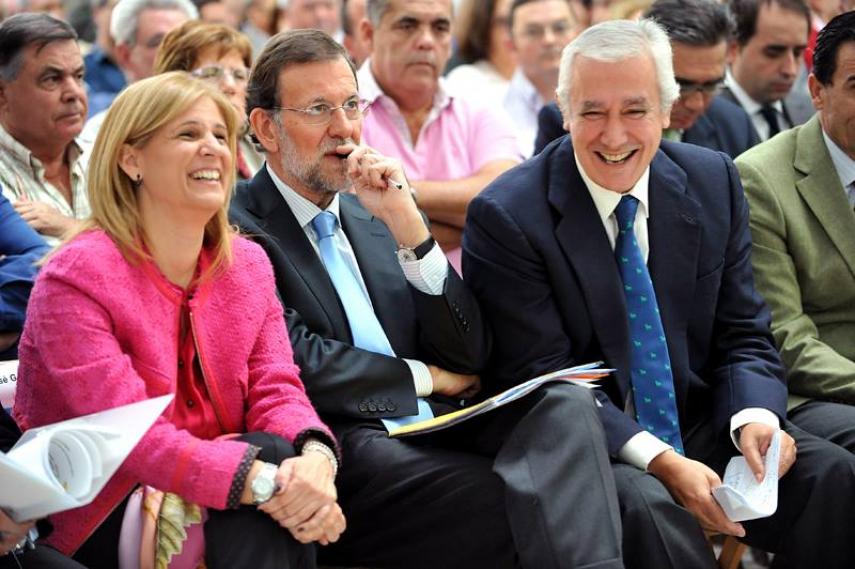 Pelayo junto a Rajoy y Arenas, en una imagen de archivo. FOTO: CRISTÓBAL