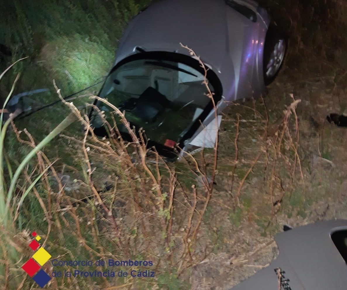 Estado en el que quedó el coche sin carné. 