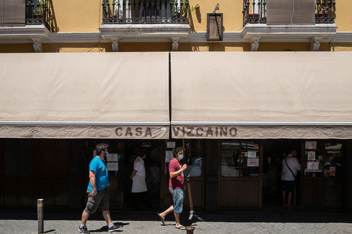 Casa Vizcaíno, bar con 84 años de historia en la calle Feria de Sevilla.