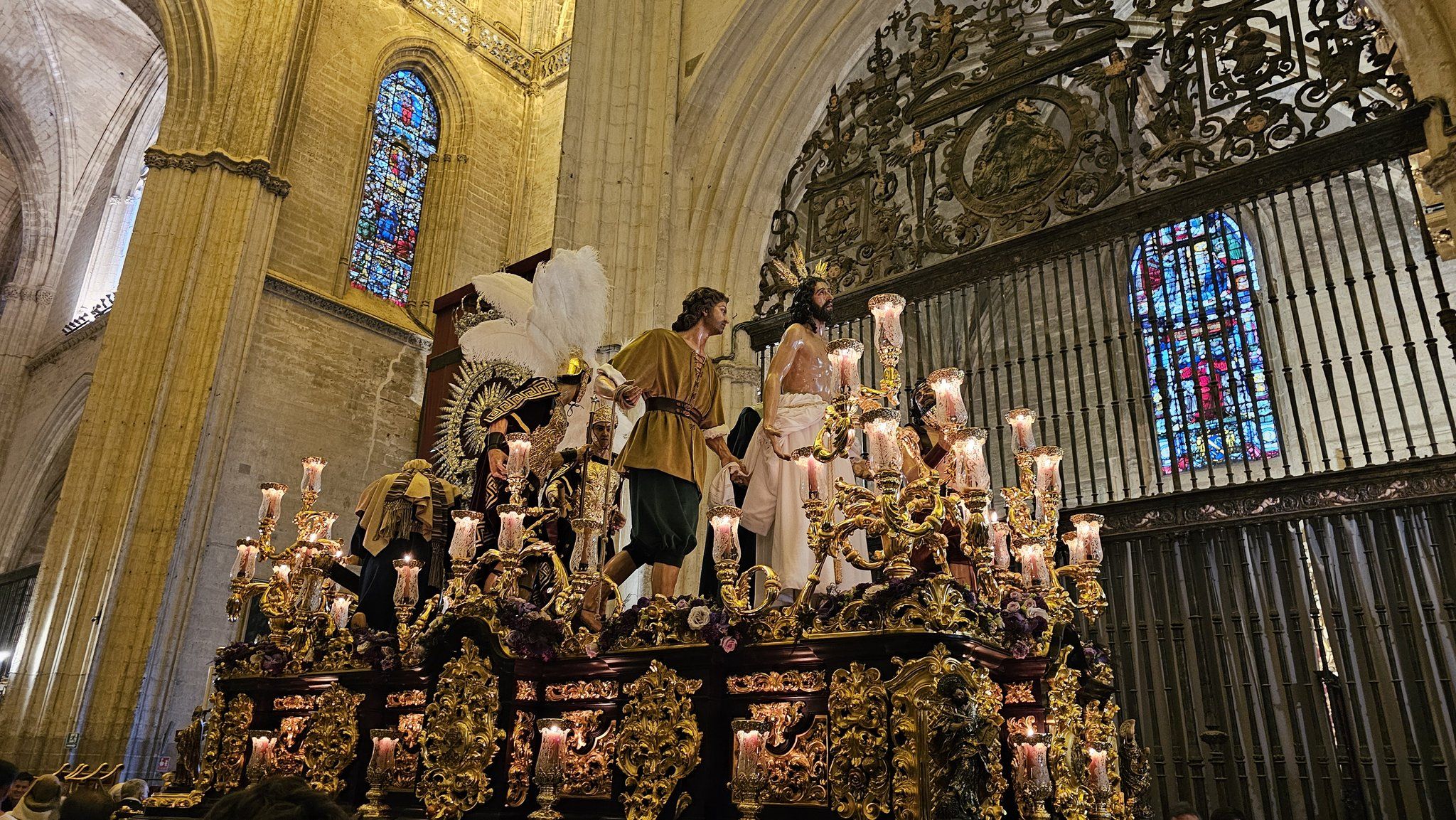 El palio de Jesús Despojado de Sevilla, donde cargaba Loren.