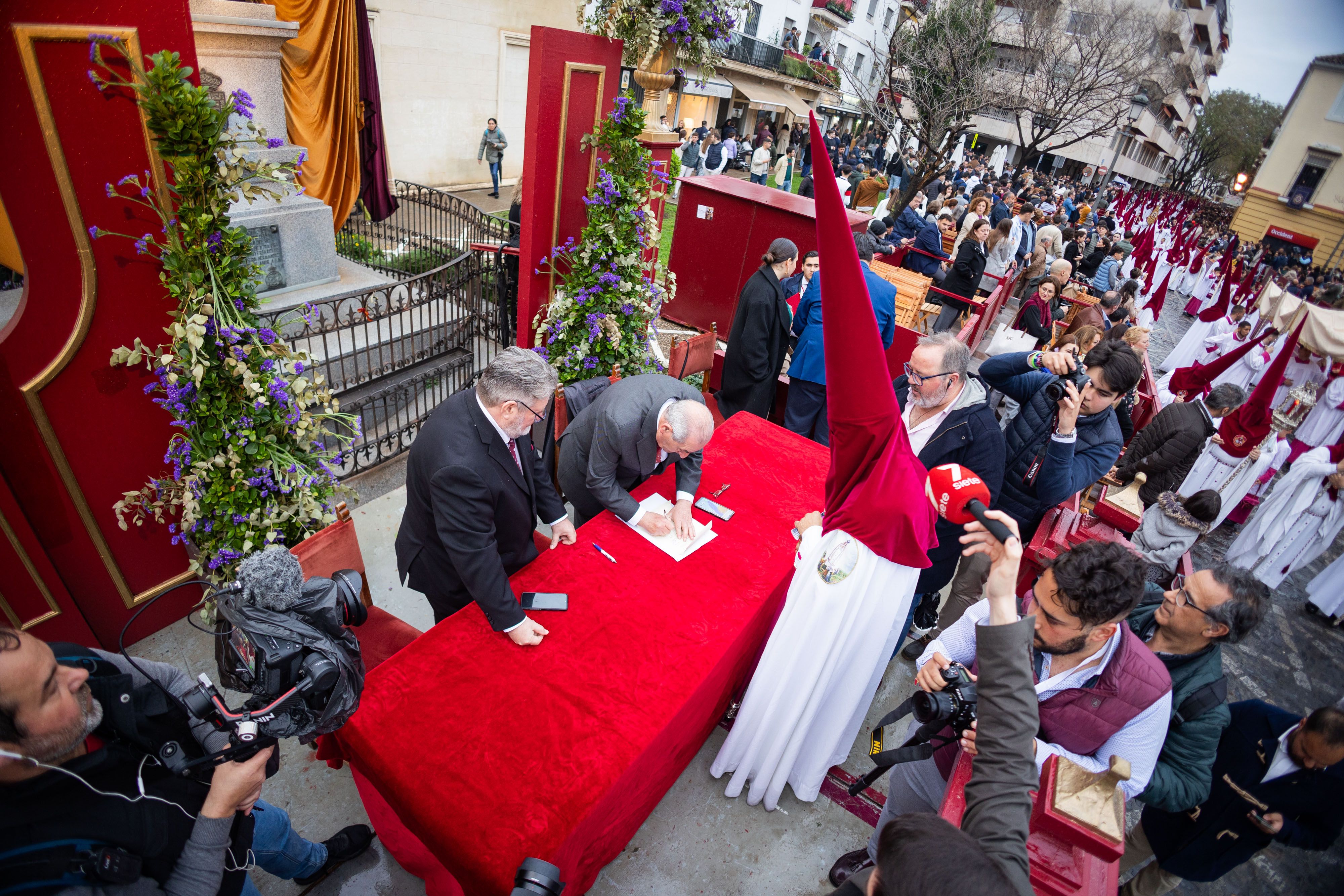 La Paz de Fátima salva el Lunes Santo Jerezano