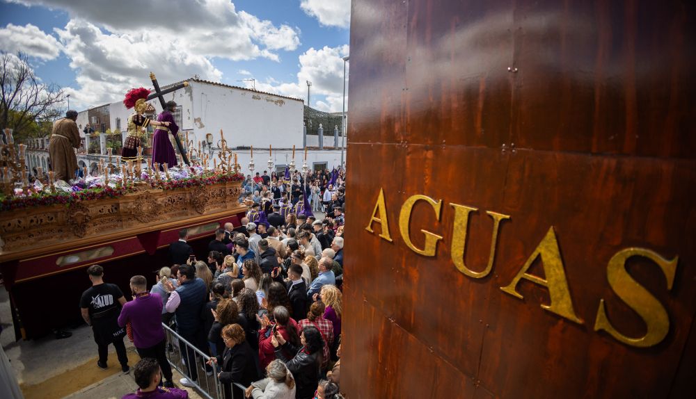  La Salud de San Rafael, la primera en las calles de Jerez este Martes Santo