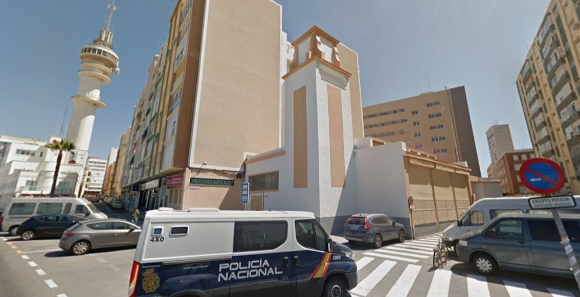 Imagen de instalaciones de la Policía en el Pirulí de Telefónica en Google Maps.