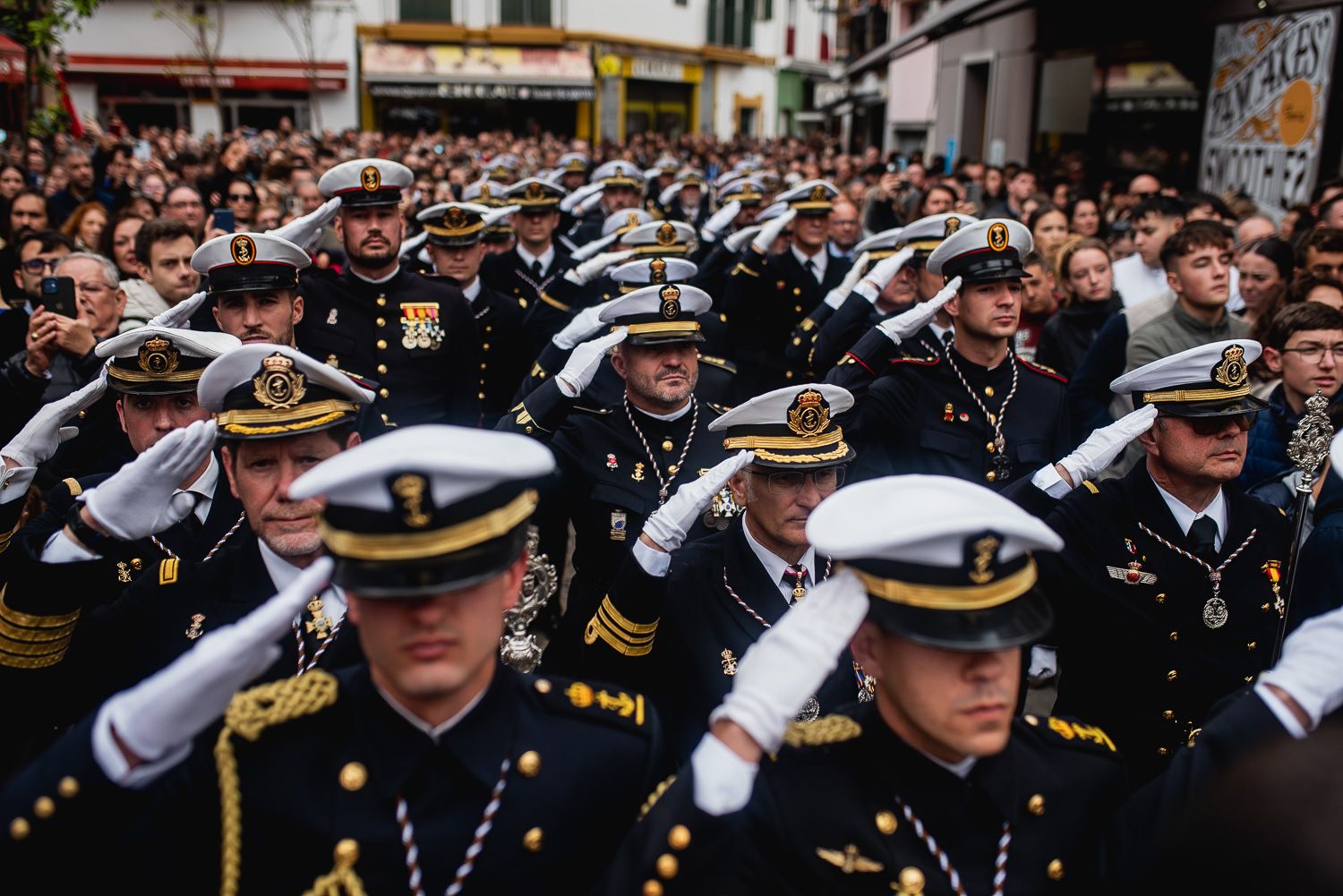 Representación de la Armada en El Carmen.