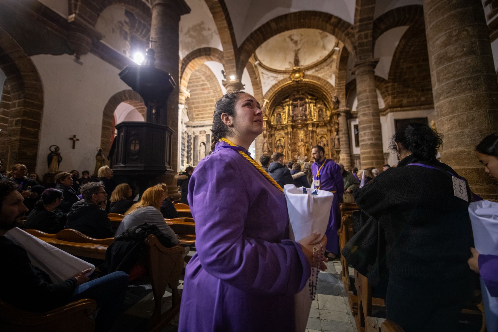 las imágenes del Jueves Santo y la madrugá en Cádiz 