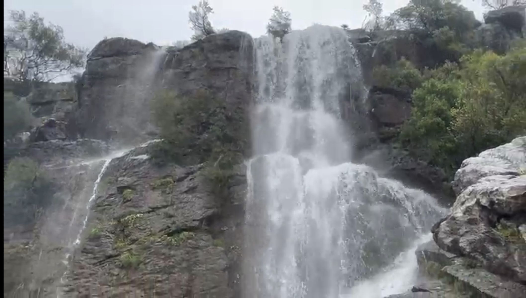 La cascada de El Chorrero, en Villaluenga, un ejemplo tras las últimas lluvias.